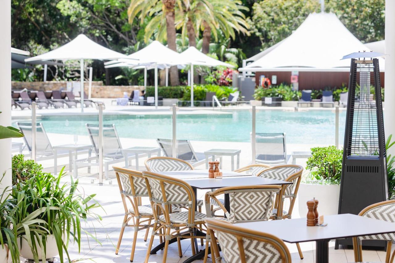 Benowa Racv Royal Pines Resort Gold Coast מראה חיצוני תמונה Poolside at the Hotel